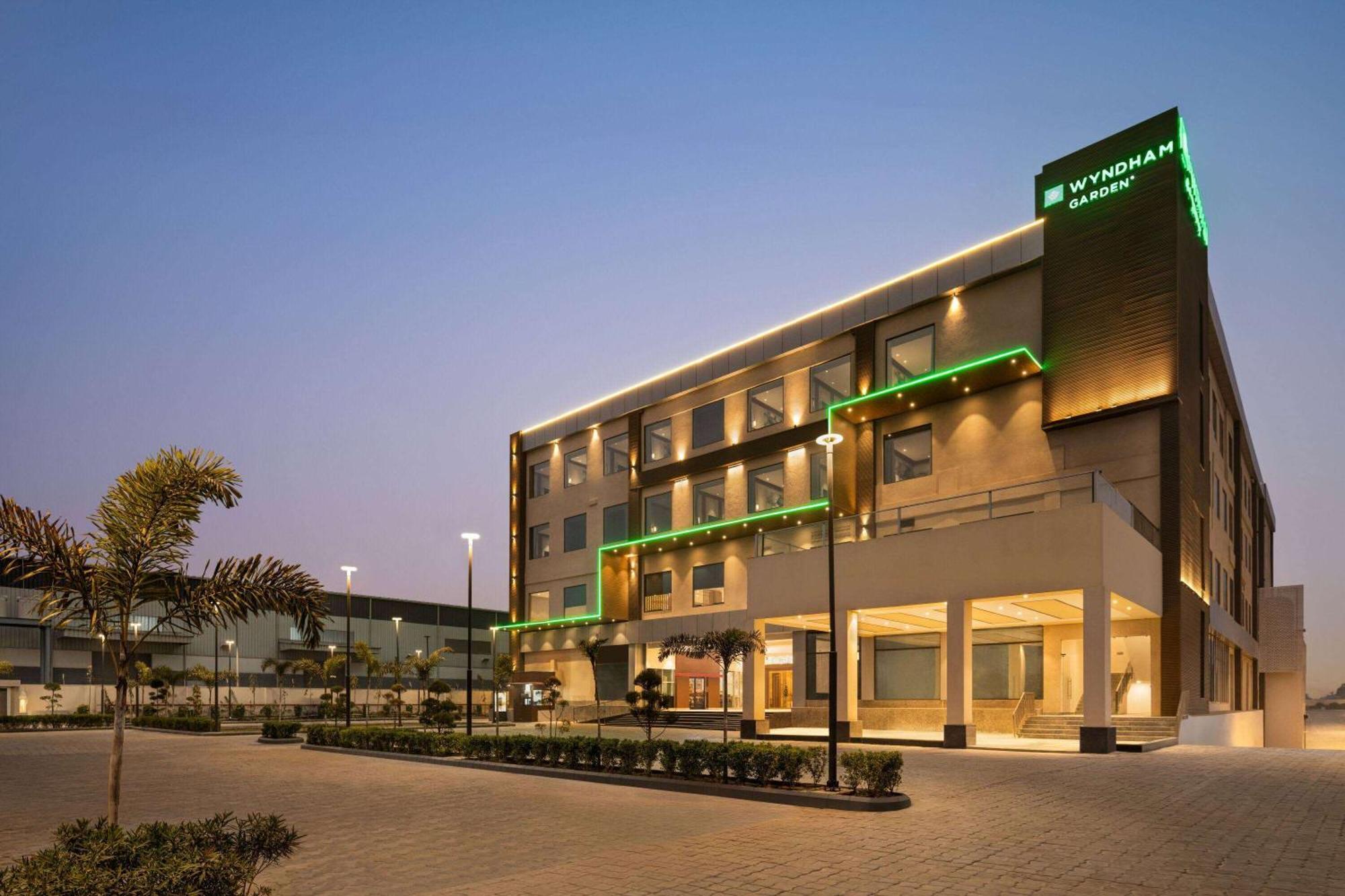 Wyndham Garden Sonipat Murthal Kültér fotó